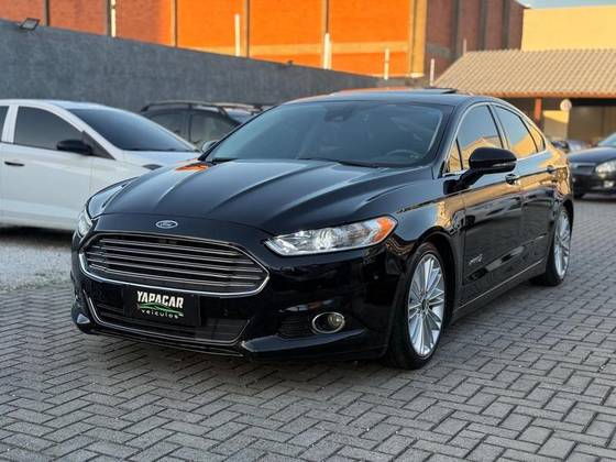 FORD FUSION 2.0 TITANIUM 16V HÍBRIDO 4P AUTOMÁTICO FORD FUSION 2.0 TITANIUM 16V HÍBRIDO 4P AUTOMÁTICO